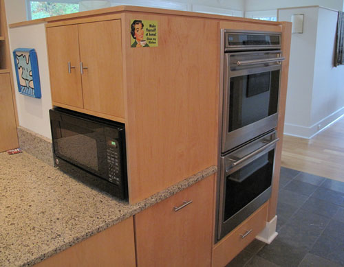 MicrowaveOven