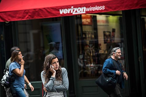 U.S. Government Obtained Verizon Phone Records Under Secret Court Order